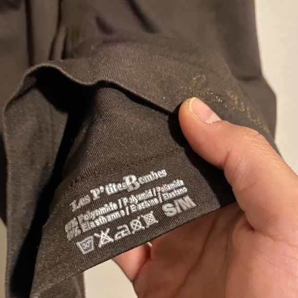 Les Petites Bombes stretchy jersey top - Picture 2 of 6